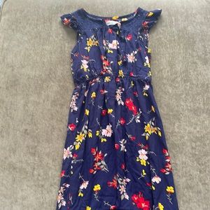 Epic Threads floral long dress. Size Med